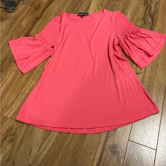 Melanie Lyne Coral Short Sleeve Women's Top - Picture 4 of 4